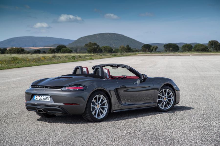  Porsche 718 Boxster 2016 года  (фото 5 из 30)